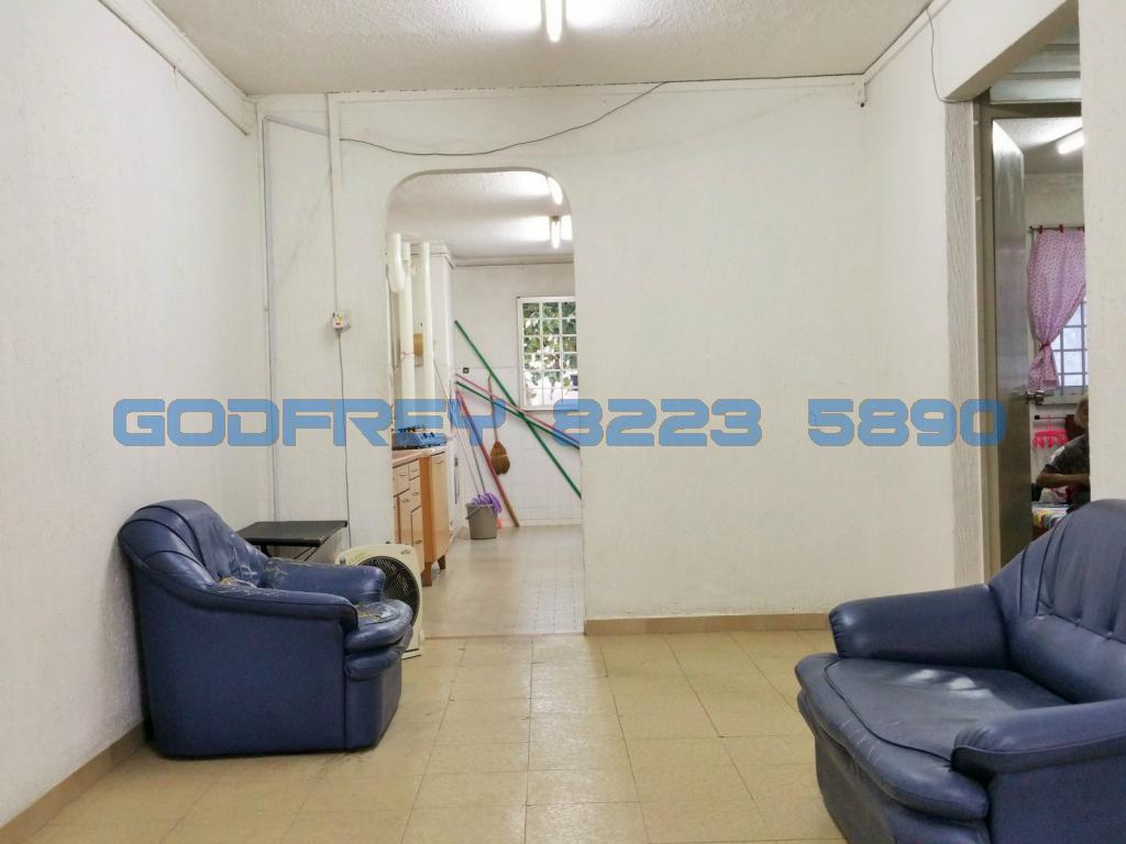 Yishun Street 21 thumbnail photo